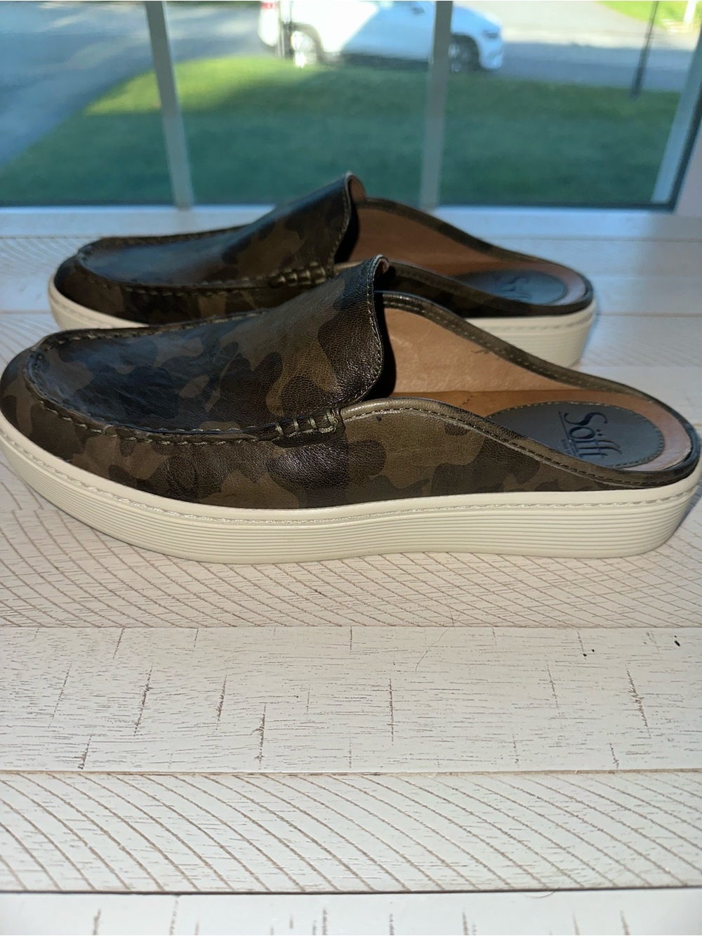 SOFFT Women’s Camo Slip-On Mule in Olive/Brown